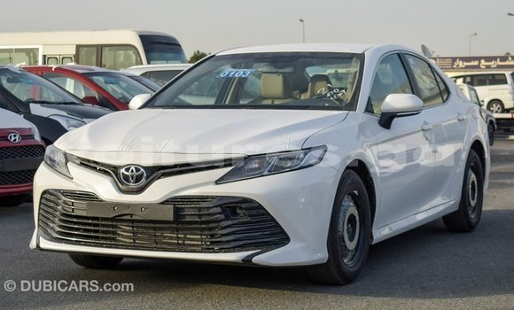 Sayi Imported Toyota Camry White Mota in Import - Dubai a estuary Sayi Imported Toyota Camry White Mota in Import - Dubai a estuary