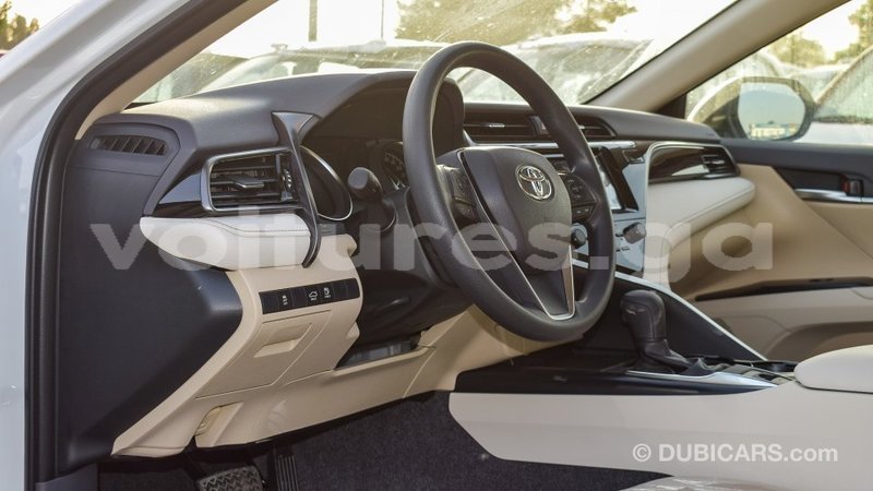 Big with watermark toyota camry estuaire import dubai 5995