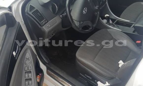 Acheter Occasion Voiture Hyundai Sonata Blanc à Libreville, Estuaire Acheter Occasion Voiture Hyundai Sonata Blanc à Libreville, Estuaire