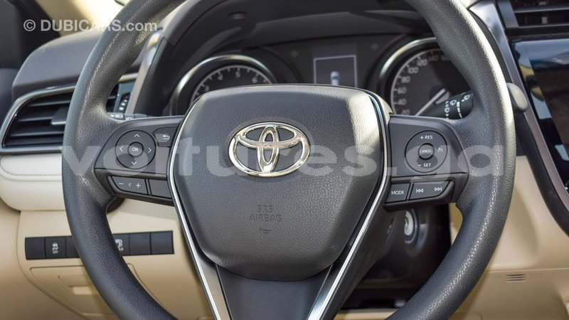 Big with watermark toyota camry estuaire import dubai 5995