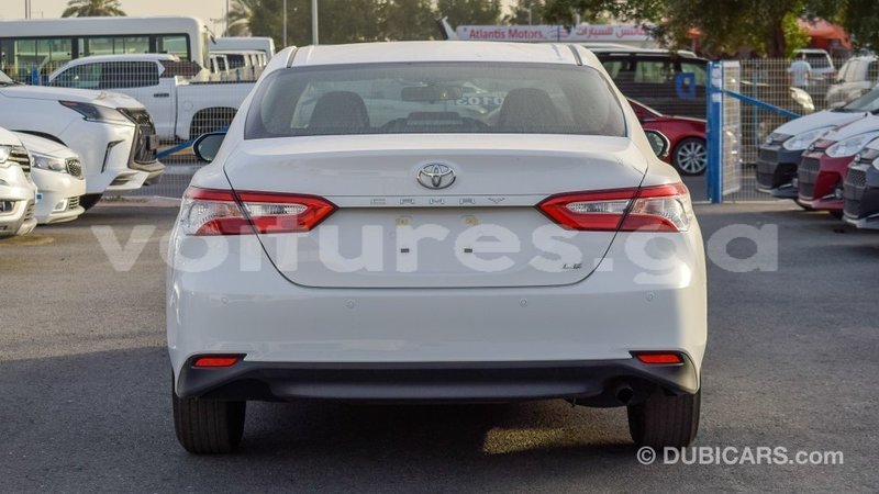 Big with watermark toyota camry estuaire import dubai 5995