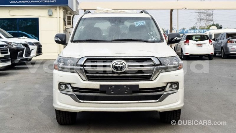 Big with watermark toyota land cruiser estuaire import dubai 5996