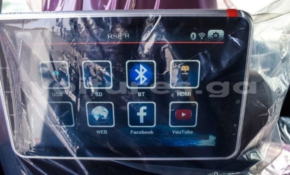 Acheter Import Voiture Toyota Land Cruiser Blanc à Import - Dubai, Estuaire Acheter Import Voiture Toyota Land Cruiser Blanc à Import - Dubai, Estuaire