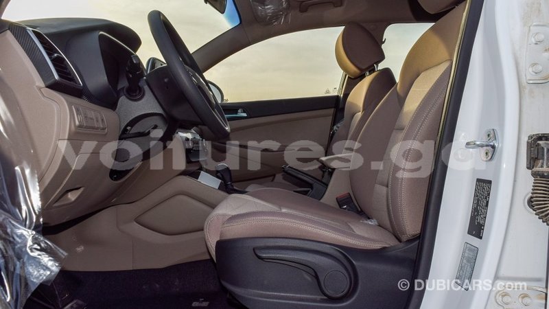 Big with watermark hyundai tucson estuaire import dubai 6001