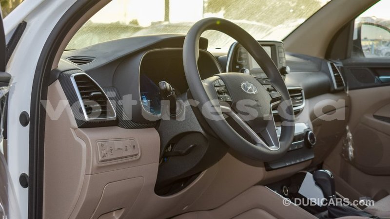 Big with watermark hyundai tucson estuaire import dubai 6001