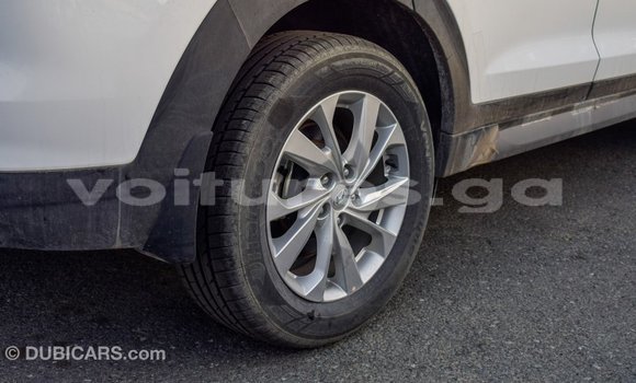 Acheter Import Voiture Hyundai Tucson Blanc à Import - Dubai, Estuaire Acheter Import Voiture Hyundai Tucson Blanc à Import - Dubai, Estuaire