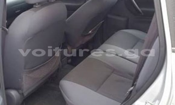 Acheter Occasion Voiture Toyota RAV4 Gris à Libreville, Estuaire Acheter Occasion Voiture Toyota RAV4 Gris à Libreville, Estuaire