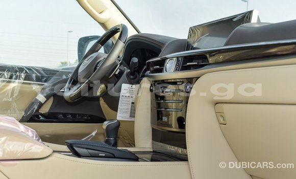 Acheter Import Voiture Lexus LX Blanc à Import - Dubai, Estuaire Acheter Import Voiture Lexus LX Blanc à Import - Dubai, Estuaire