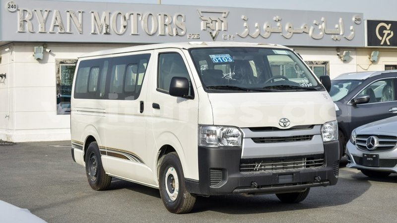 Big with watermark toyota hiace estuaire import dubai 6006