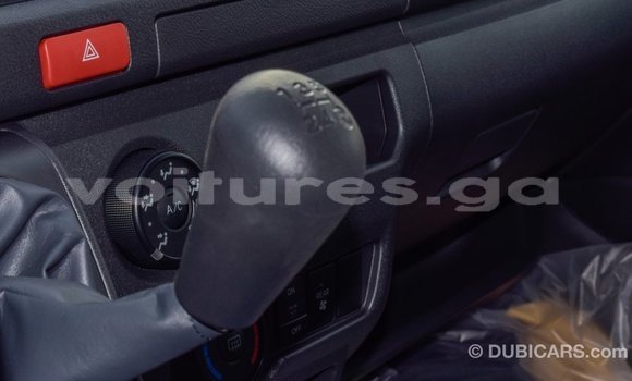 Acheter Neuf Voiture Toyota Hiace Blanc à Import - Dubai, Estuaire Acheter Neuf Voiture Toyota Hiace Blanc à Import - Dubai, Estuaire