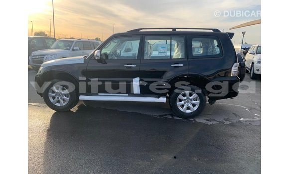 Acheter Import Voiture Mitsubishi Pajero Noir à Import - Dubai, Estuaire Acheter Import Voiture Mitsubishi Pajero Noir à Import - Dubai, Estuaire