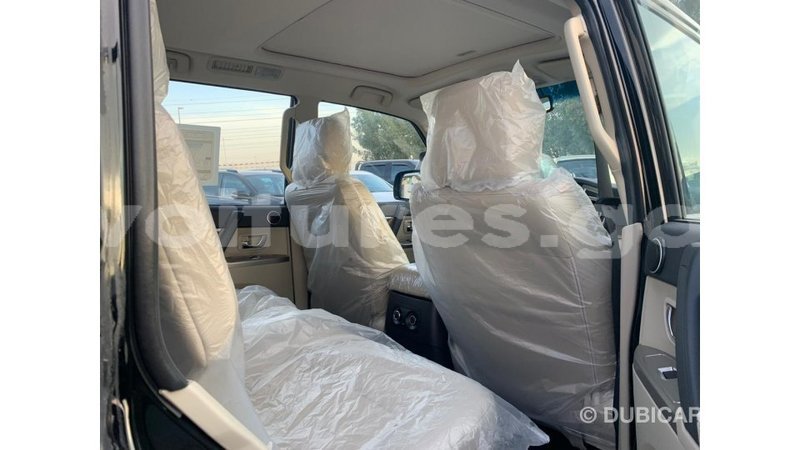 Big with watermark mitsubishi pajero estuaire import dubai 6008