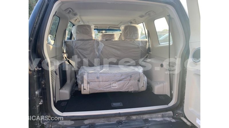 Big with watermark mitsubishi pajero estuaire import dubai 6008