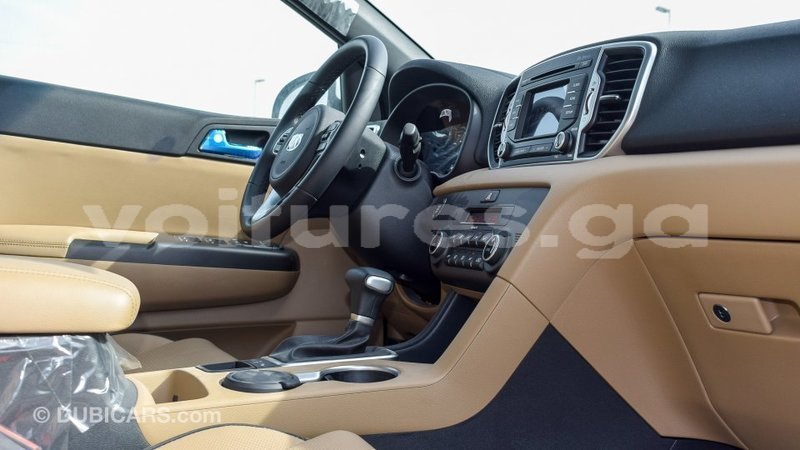 Big with watermark kia sportage estuaire import dubai 6016