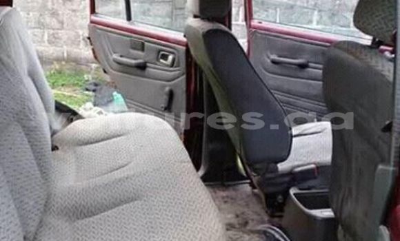 Acheter Occasion Voiture Mitsubishi Pajero Rouge à Libreville, Estuaire Acheter Occasion Voiture Mitsubishi Pajero Rouge à Libreville, Estuaire