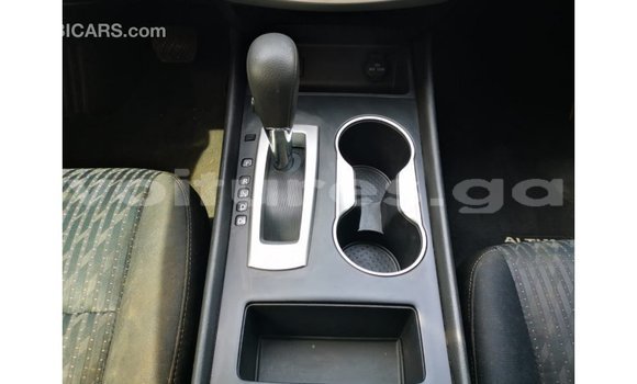 Acheter Import Voiture Nissan Altima Noir à Import - Dubai, Estuaire Acheter Import Voiture Nissan Altima Noir à Import - Dubai, Estuaire