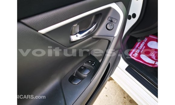 Acheter Import Voiture Nissan Altima Blanc à Import - Dubai, Estuaire Acheter Import Voiture Nissan Altima Blanc à Import - Dubai, Estuaire