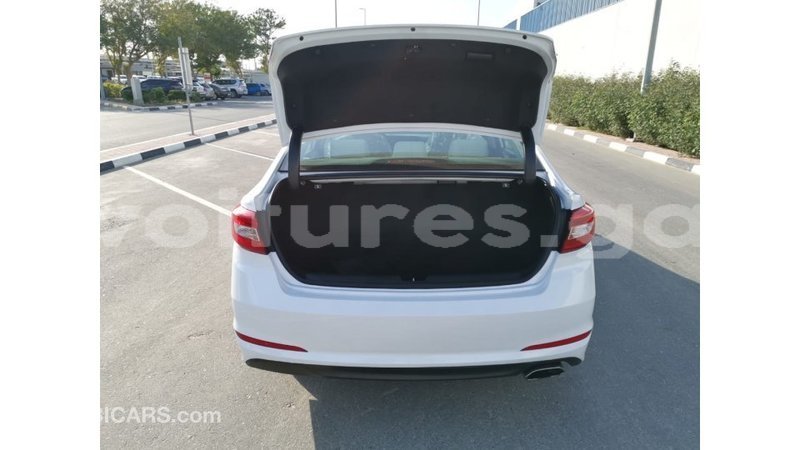 Big with watermark hyundai sonata estuaire import dubai 6021