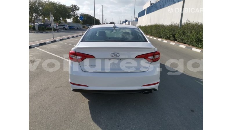 Big with watermark hyundai sonata estuaire import dubai 6021