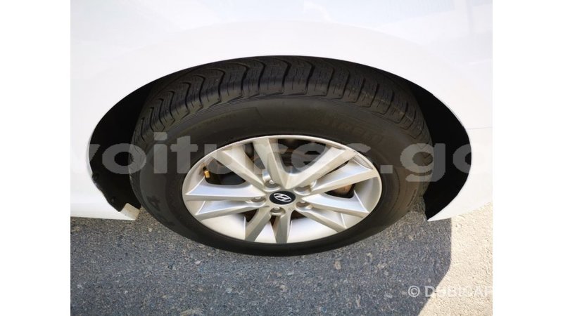 Big with watermark hyundai sonata estuaire import dubai 6021