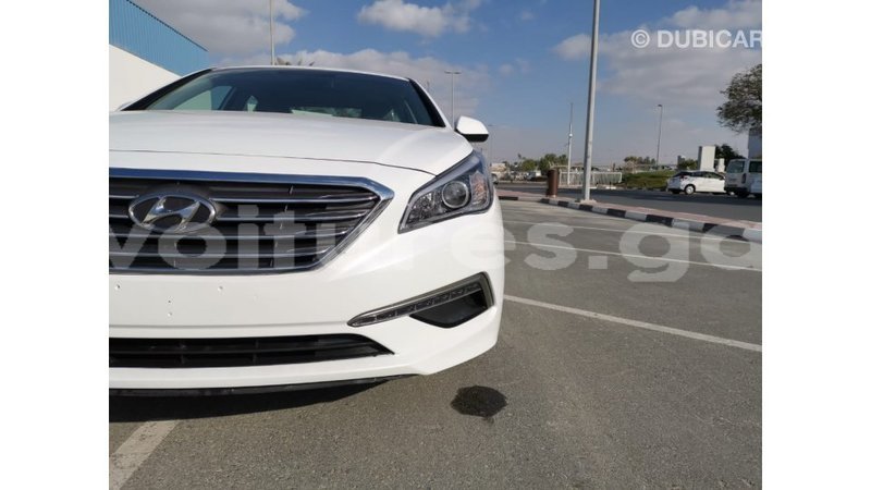 Big with watermark hyundai sonata estuaire import dubai 6021