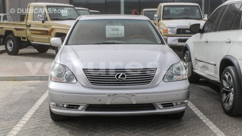 Big with watermark lexus ls estuaire import dubai 6023