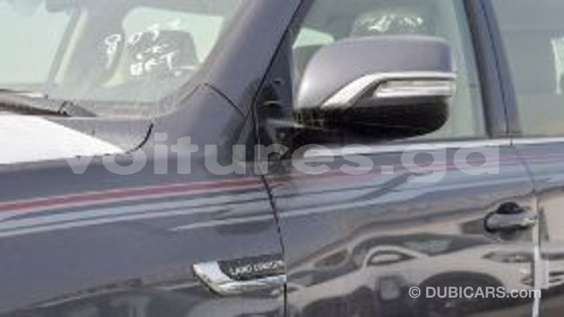 Big with watermark toyota land cruiser estuaire import dubai 6030