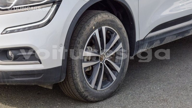 Big with watermark renault koleos estuaire import dubai 6031