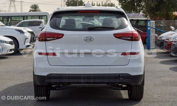 Acheter Import Voiture Hyundai Tucson Blanc à Import - Dubai, Estuaire Acheter Import Voiture Hyundai Tucson Blanc à Import - Dubai, Estuaire