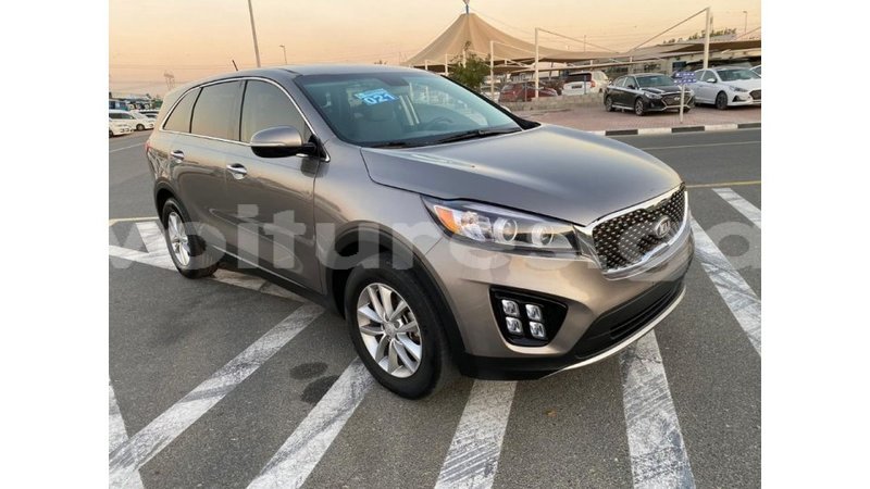 Big with watermark kia sorento estuaire import dubai 6033