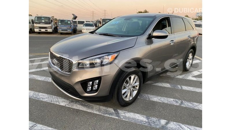 Big with watermark kia sorento estuaire import dubai 6033