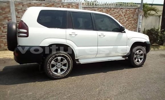 Acheter Occasion Voiture Toyota Land Cruiser Prado Blanc à Libreville, Estuaire Acheter Occasion Voiture Toyota Land Cruiser Prado Blanc à Libreville, Estuaire