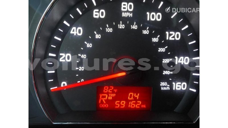 Big with watermark kia sorento estuaire import dubai 6036