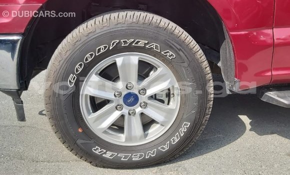 Acheter Import Voiture Ford Club Wagon Rouge à Import - Dubai, Estuaire Acheter Import Voiture Ford Club Wagon Rouge à Import - Dubai, Estuaire