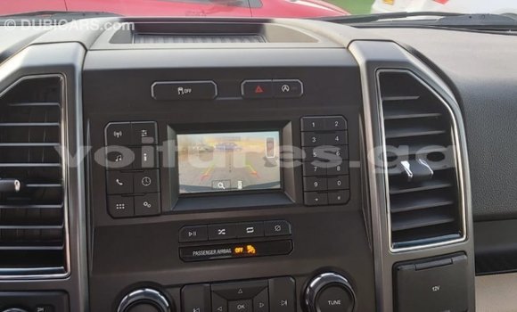 Acheter Import Voiture Ford Club Wagon Rouge à Import - Dubai, Estuaire Acheter Import Voiture Ford Club Wagon Rouge à Import - Dubai, Estuaire