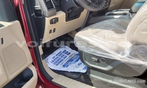 Acheter Import Voiture Ford Club Wagon Rouge à Import - Dubai, Estuaire Acheter Import Voiture Ford Club Wagon Rouge à Import - Dubai, Estuaire