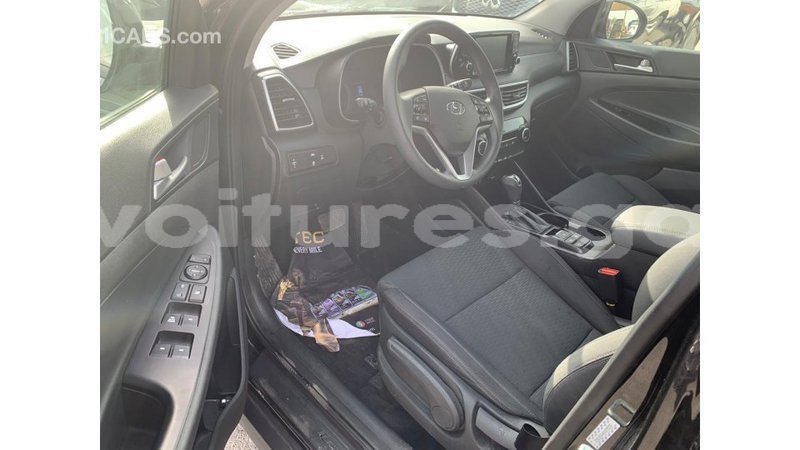 Big with watermark hyundai tucson estuaire import dubai 6046