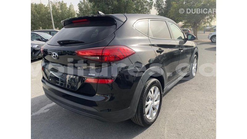 Big with watermark hyundai tucson estuaire import dubai 6046