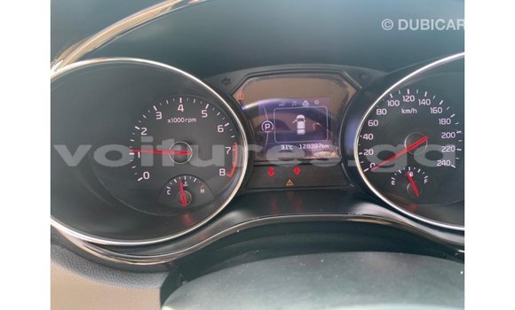 Acheter Import Voiture Kia Carnival Blanc à Import - Dubai, Estuaire Acheter Import Voiture Kia Carnival Blanc à Import - Dubai, Estuaire