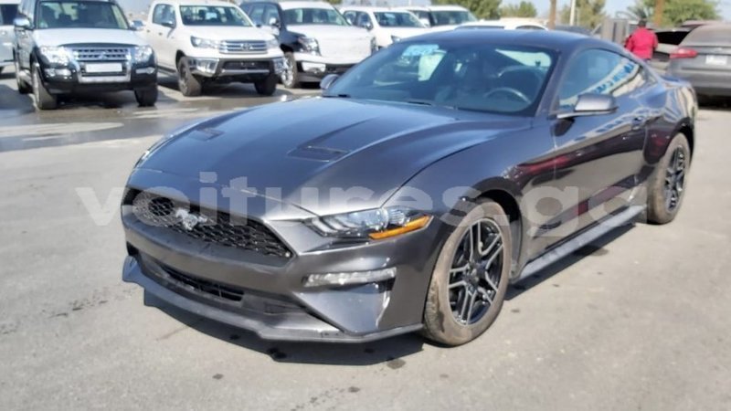 Big with watermark ford mustang estuaire import dubai 6049