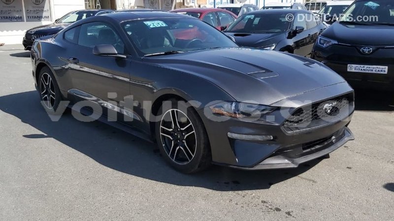 Big with watermark ford mustang estuaire import dubai 6049