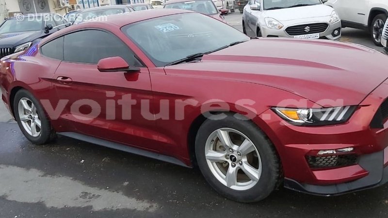 Big with watermark ford mustang estuaire import dubai 6051