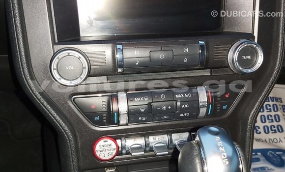 Acheter Import Voiture Ford Mustang Rouge à Import - Dubai, Estuaire Acheter Import Voiture Ford Mustang Rouge à Import - Dubai, Estuaire