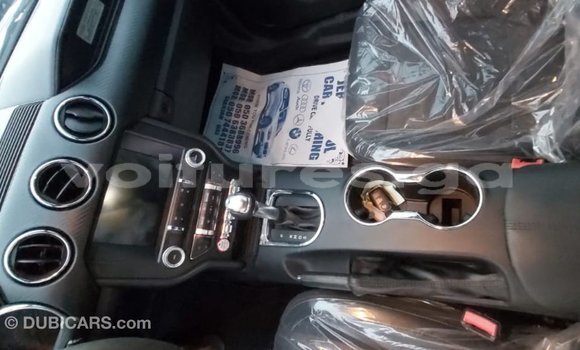 Acheter Import Voiture Ford Mustang Rouge à Import - Dubai, Estuaire Acheter Import Voiture Ford Mustang Rouge à Import - Dubai, Estuaire