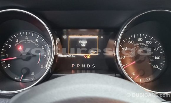 Acheter Import Voiture Ford Mustang Rouge à Import - Dubai, Estuaire Acheter Import Voiture Ford Mustang Rouge à Import - Dubai, Estuaire