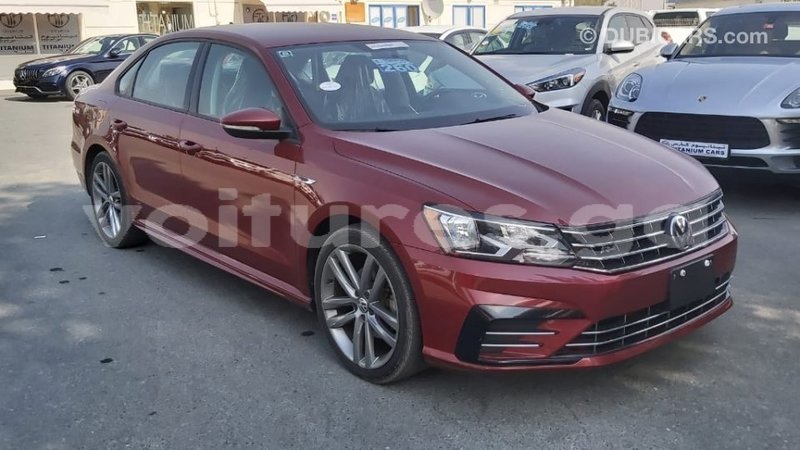 Big with watermark volkswagen passat estuaire import dubai 6052