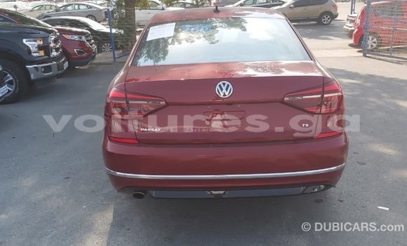 Acheter Import Voiture Volkswagen Passat Rouge à Import - Dubai, Estuaire Acheter Import Voiture Volkswagen Passat Rouge à Import - Dubai, Estuaire