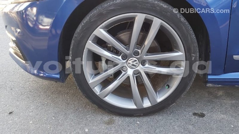 Big with watermark volkswagen passat estuaire import dubai 6053