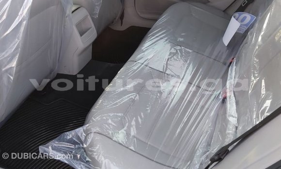 Acheter Import Voiture Volkswagen Passat Bleu à Import - Dubai, Estuaire Acheter Import Voiture Volkswagen Passat Bleu à Import - Dubai, Estuaire