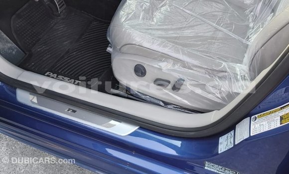 Acheter Import Voiture Volkswagen Passat Bleu à Import - Dubai, Estuaire Acheter Import Voiture Volkswagen Passat Bleu à Import - Dubai, Estuaire